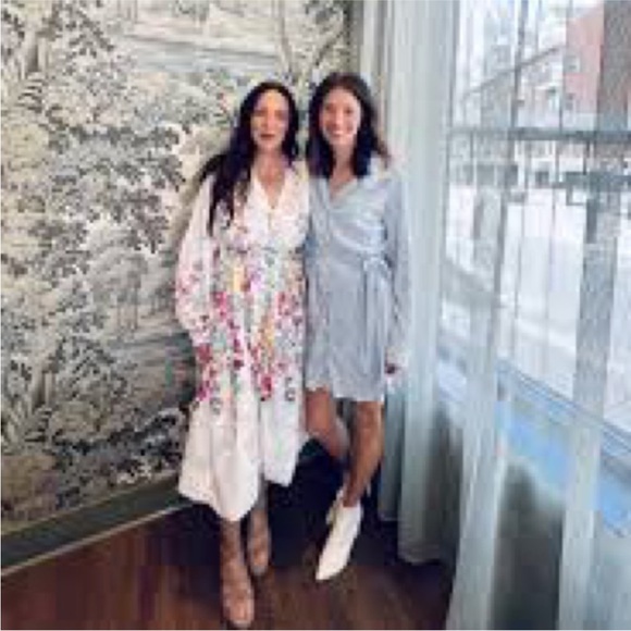 NWT | Let Me Be Long-Sleeve V-Neck Floral
A-Line Midi Dress Size 2X - Picture 8 of 11